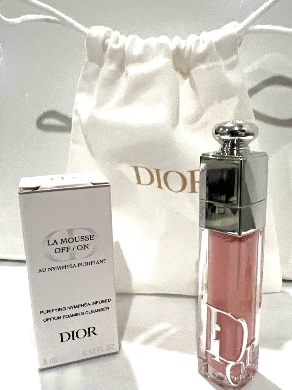 🆕Dior💐bundle gift set addict Lip Maximizer ,  drawstring pouch+Dior cleanser 5mL